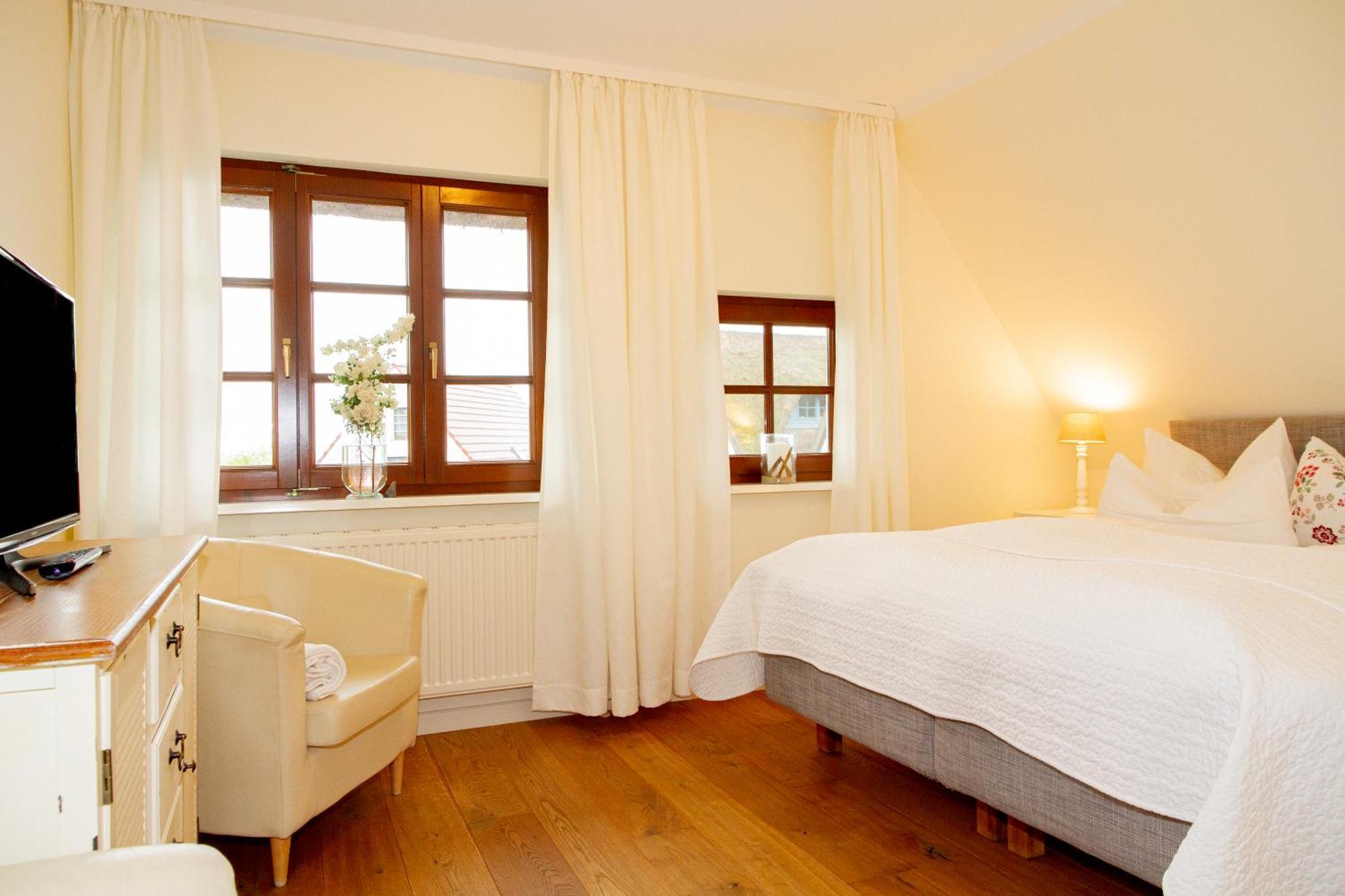 Landhaus Esperort Ahrenshoop Exteriör bild